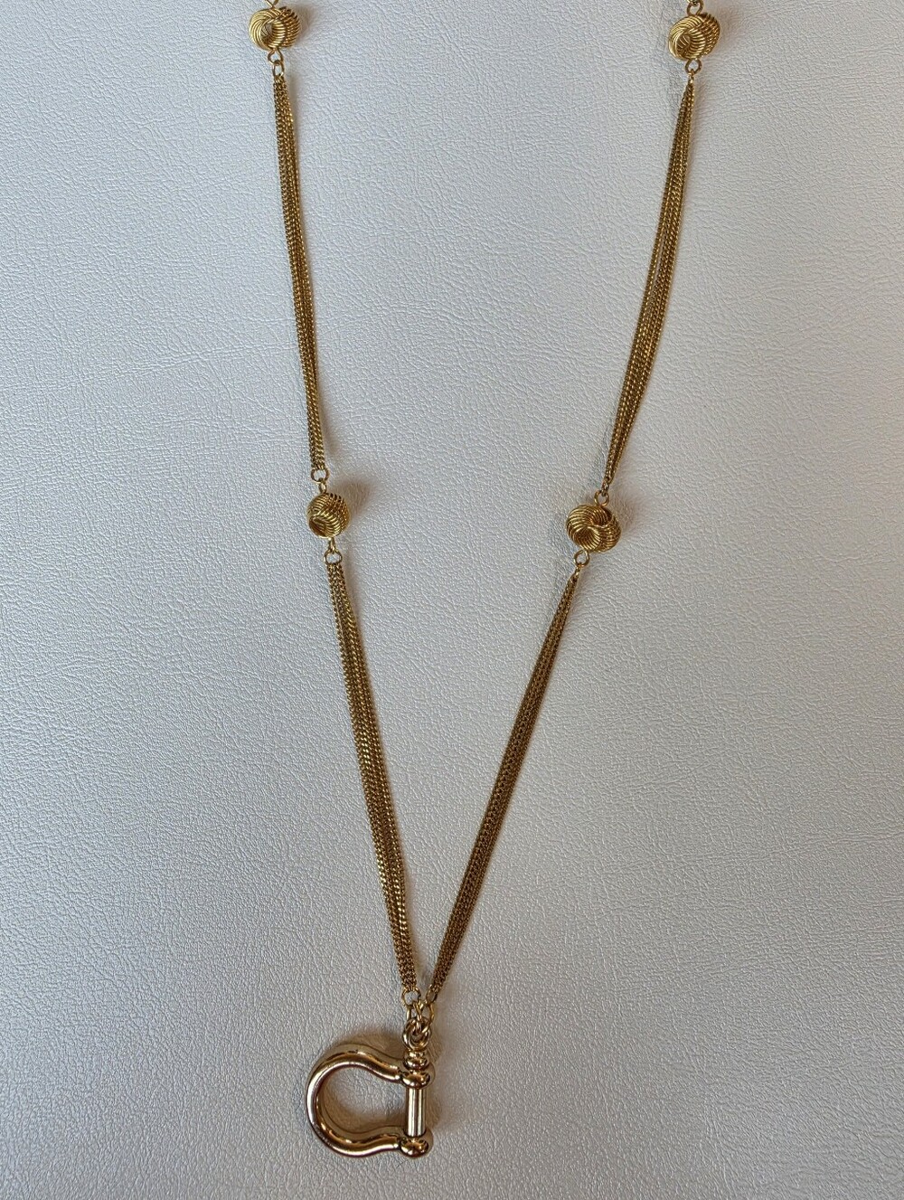 Vintage Gold-Tone Horseshoe Pendant Multi-Strand Necklace 26" - Picture 2 of 5